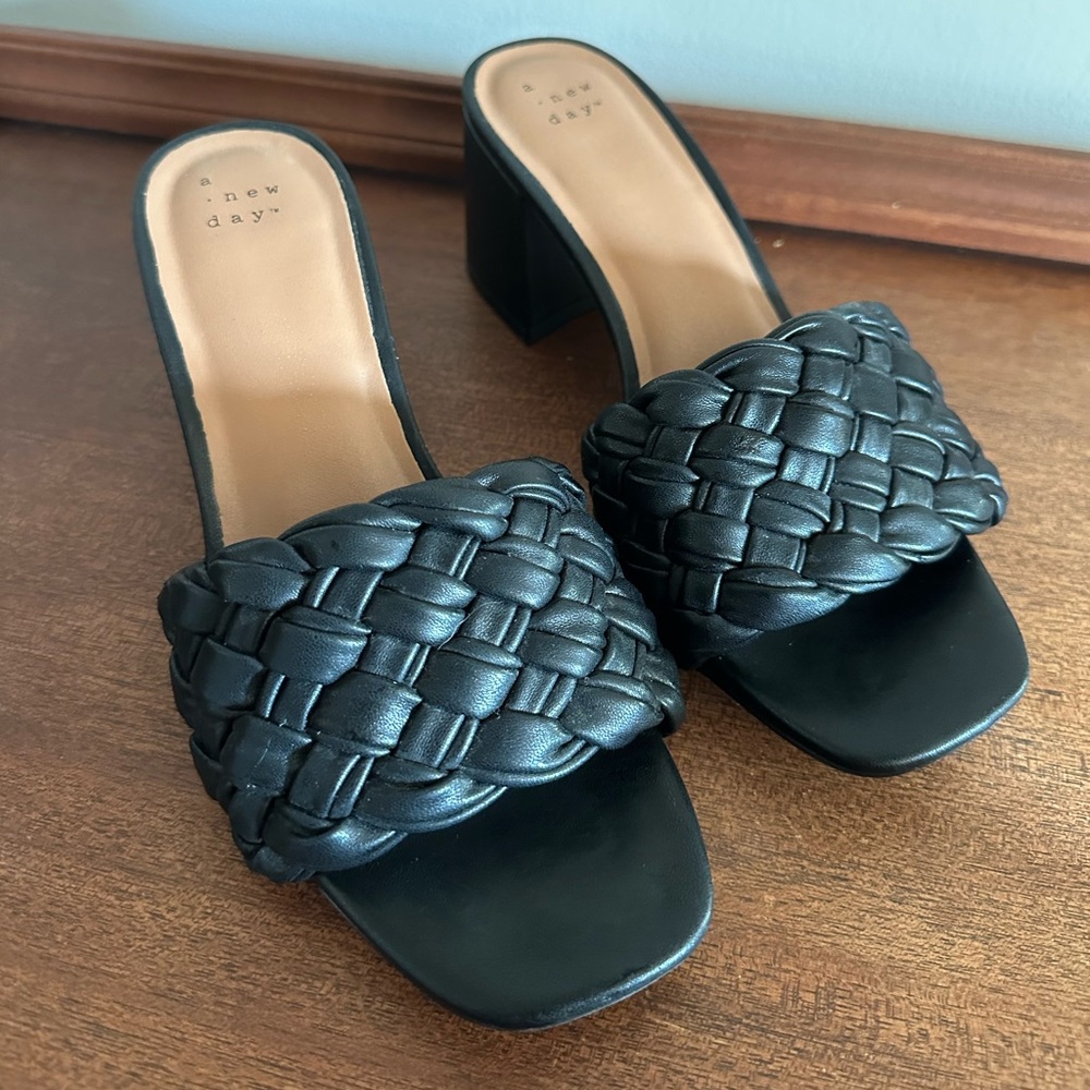 A new day mule size 7, worn once